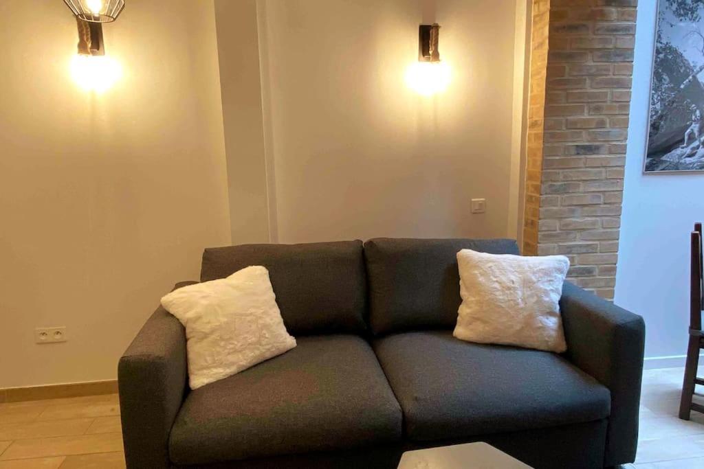 Apartament Le Cosy - 2 Pers - Hyper Centre De Fontainebleau Zewnętrze zdjęcie